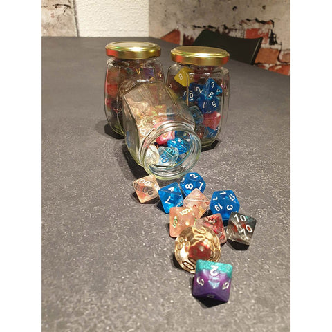 Mrs Noggs Jar O Dice - Bea DnD Games